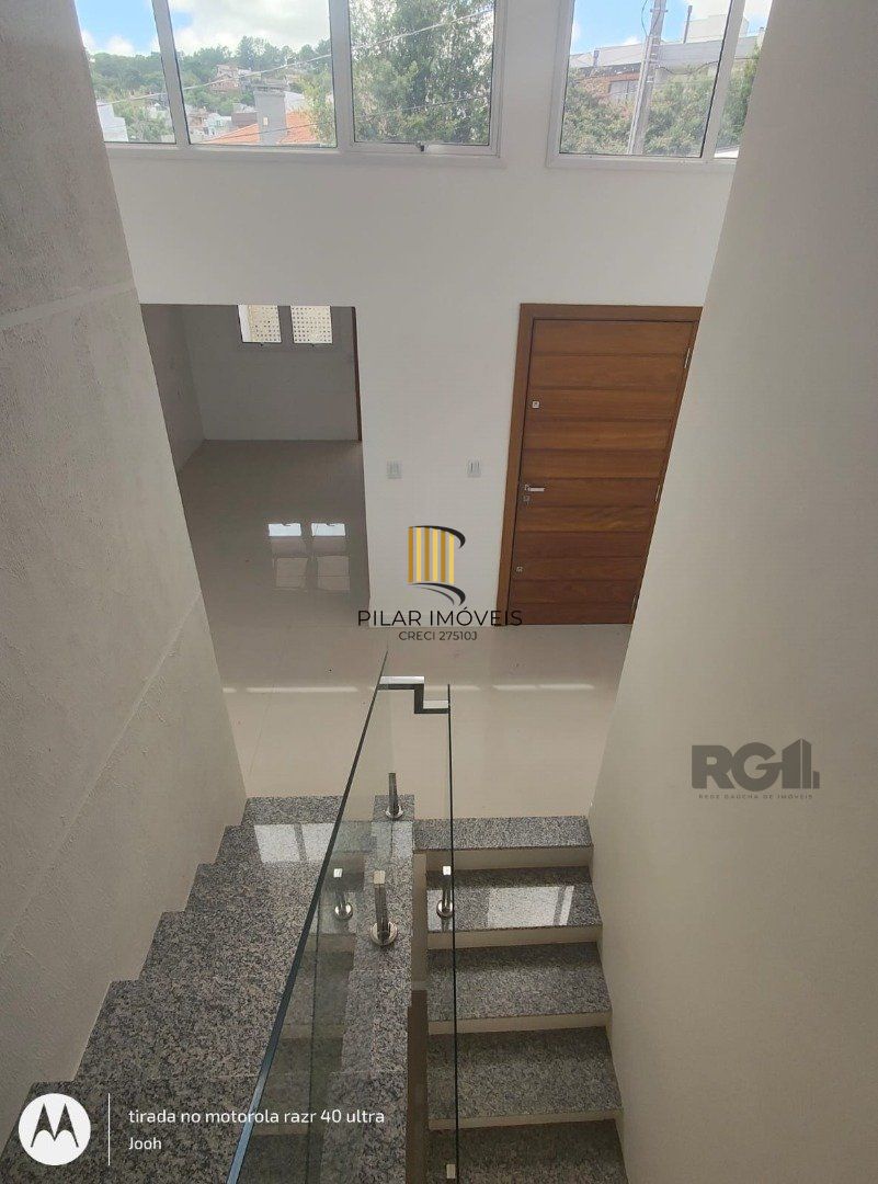 Casa em Condomínio fechado com 3 dormitórios no bairro Vila Nova em Porto Alegre, RS