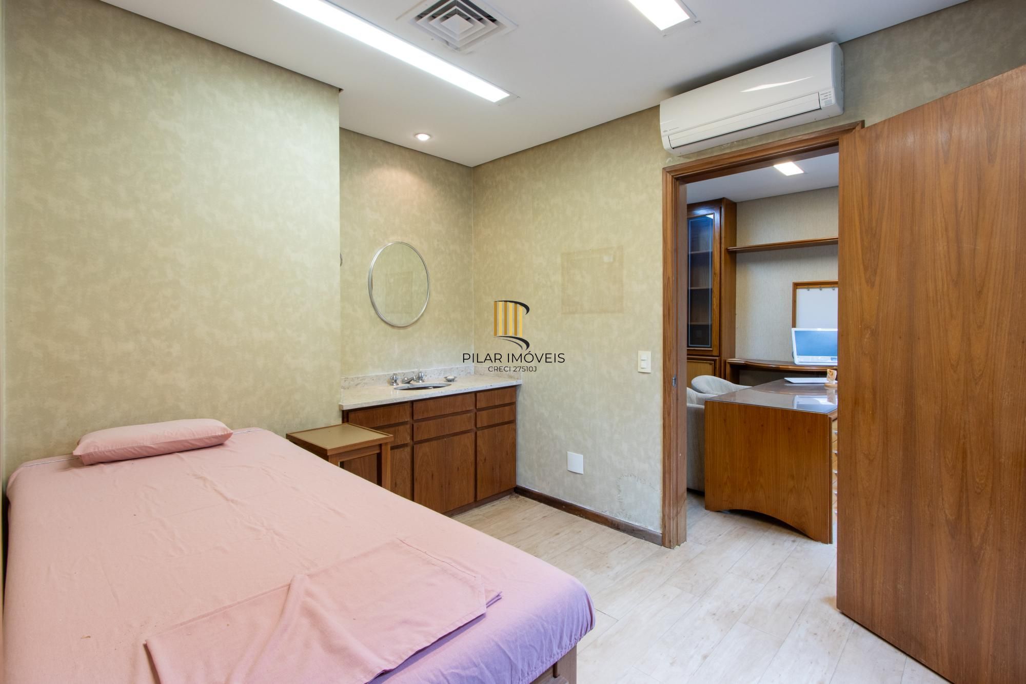 Conjunto comercial na Moinhos de Vento.