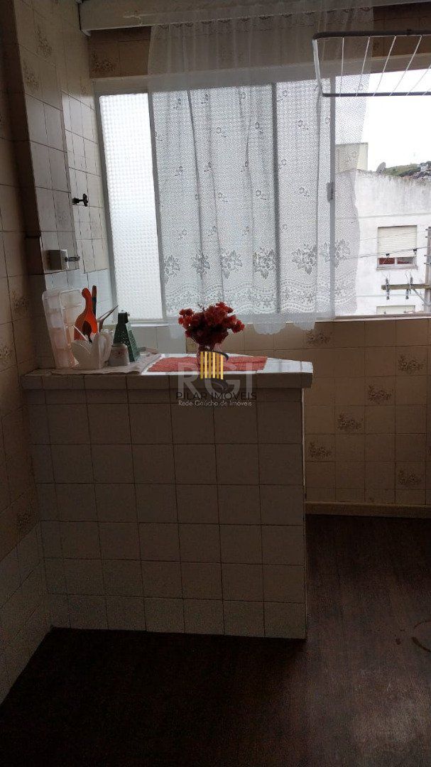 Apartamento 2 dormitórios no bairro Cavalhada