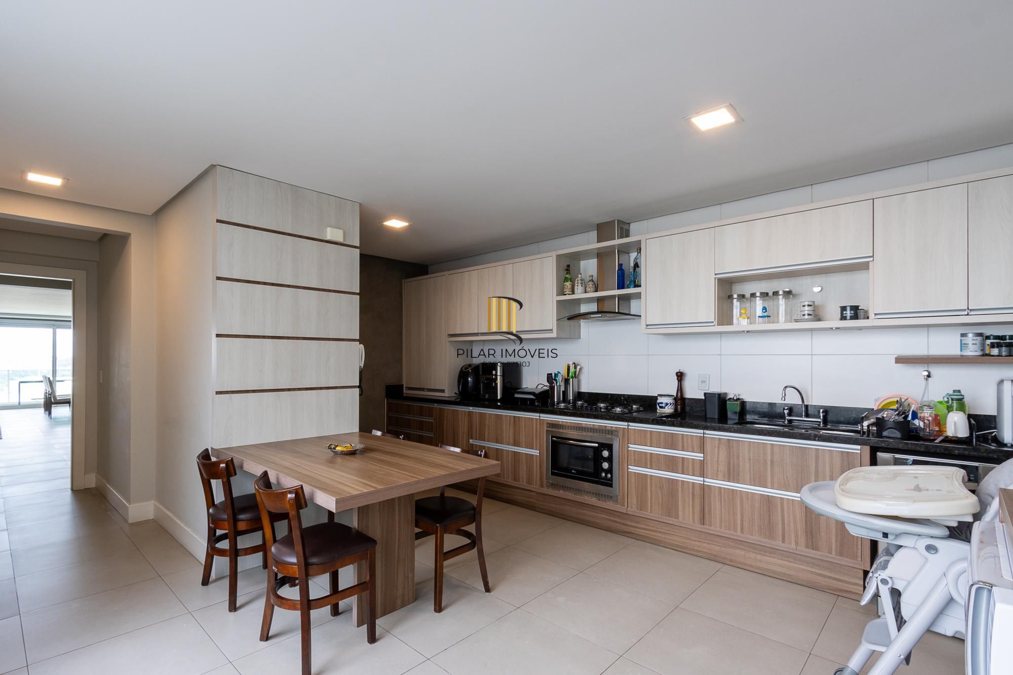 Apartamento à venda, com 3 dorm, 2 suítes, 2 vagas - bairro Cristal