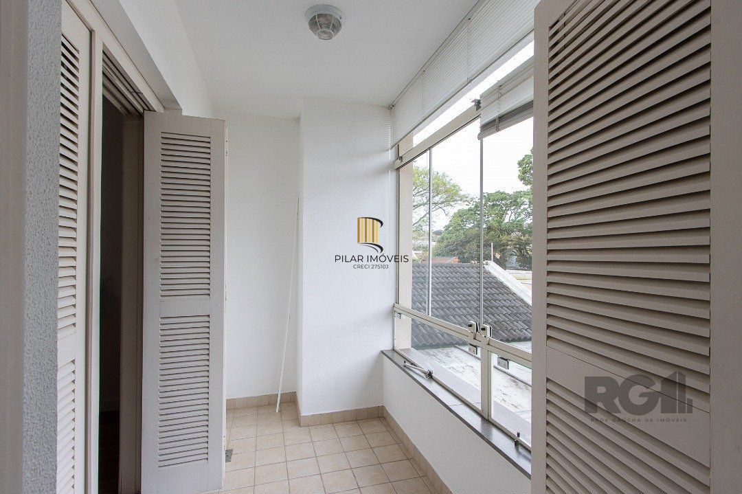 Casa em condomínio à venda, 4 quartos, 2 suites, 2 vagas - Bairro Tristeza