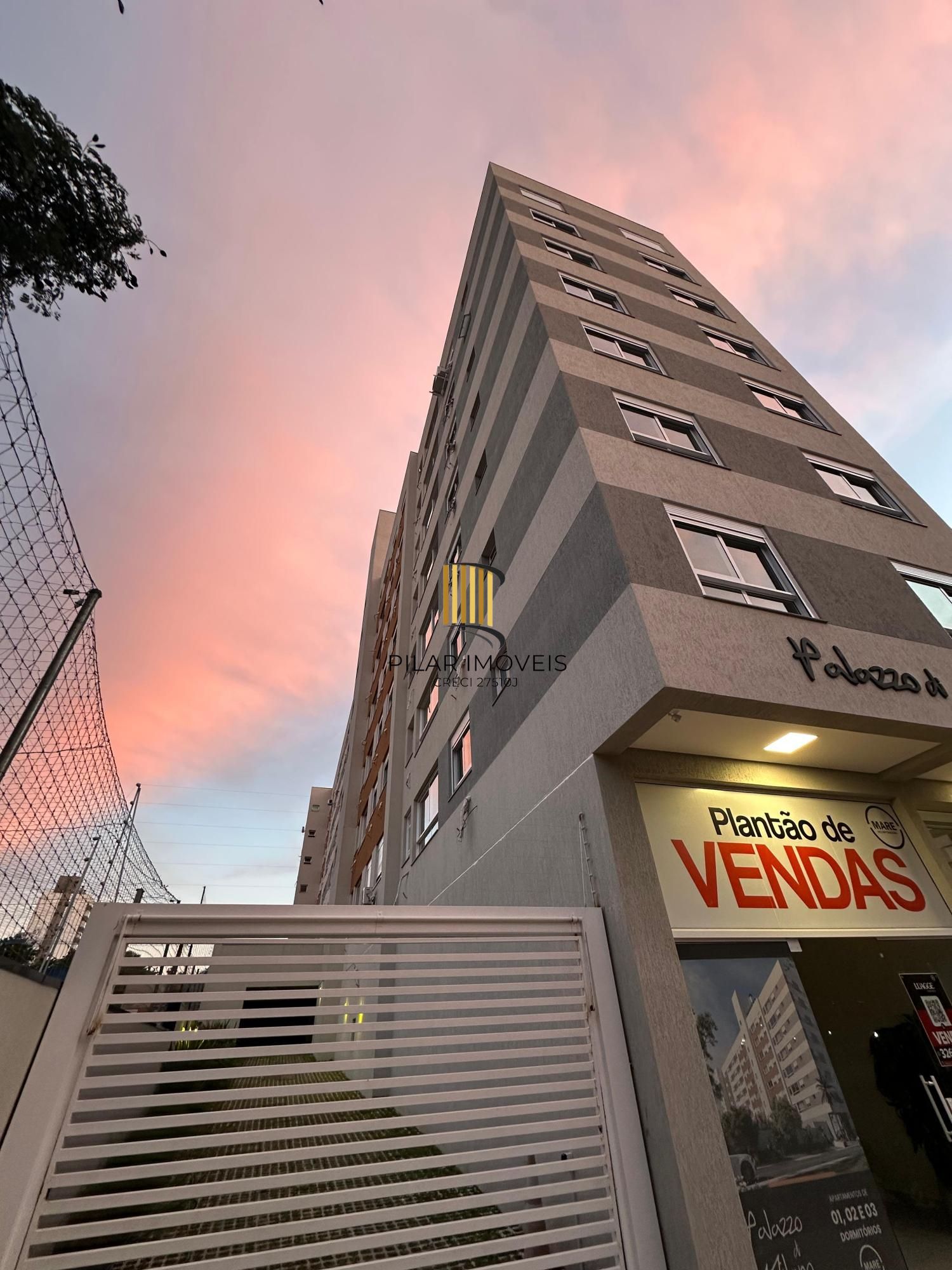 Apartamentos com ótima localização e perto do comércio em geral