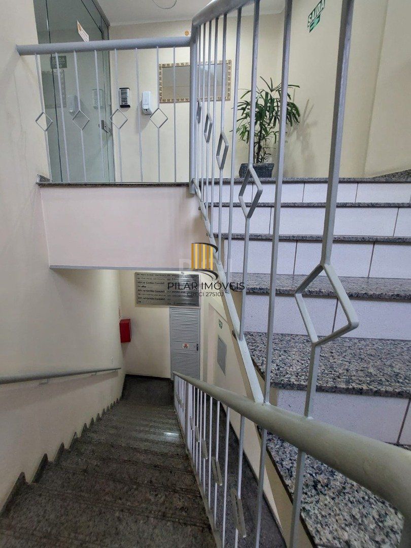 Sala Comercial 1 dormitório no bairro Tristeza