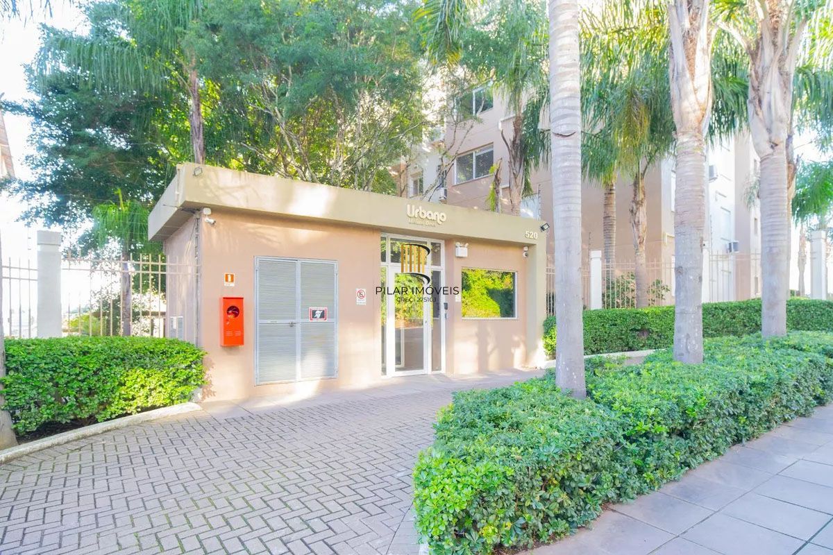 Apartamento com 3 dormitórios com 71m², vaga dupla no bairro Medianeira