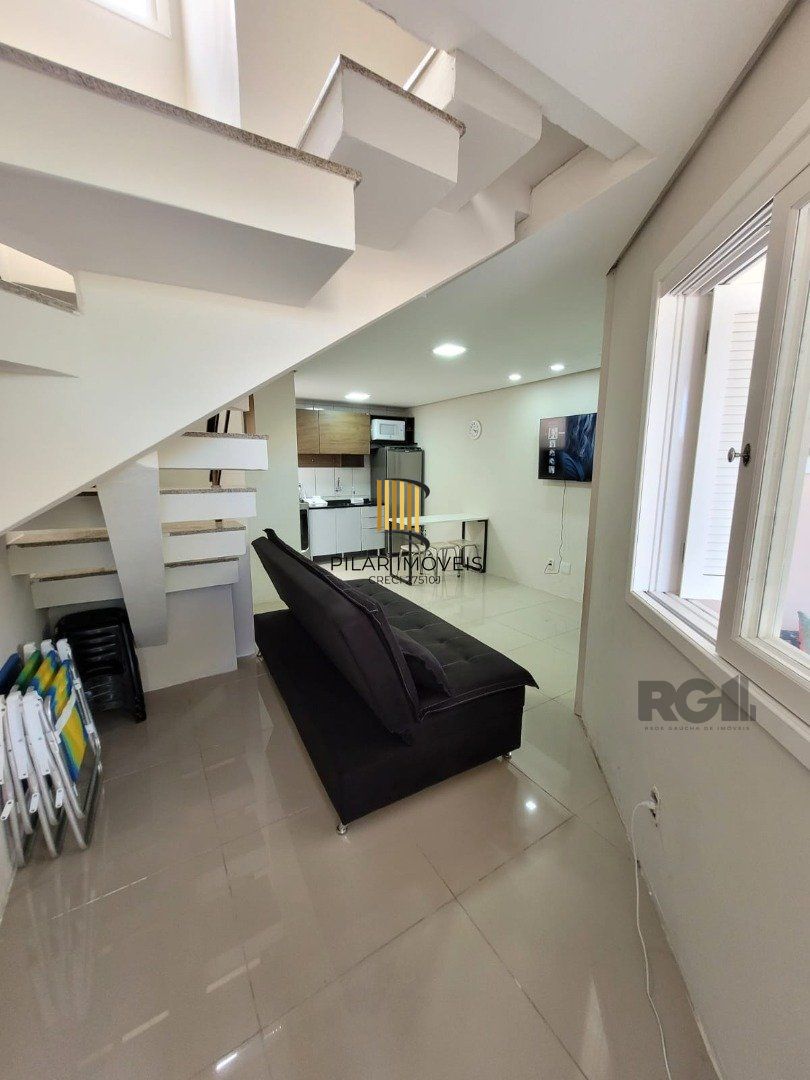 Duplex Moderno e Completo a 600m da Praia