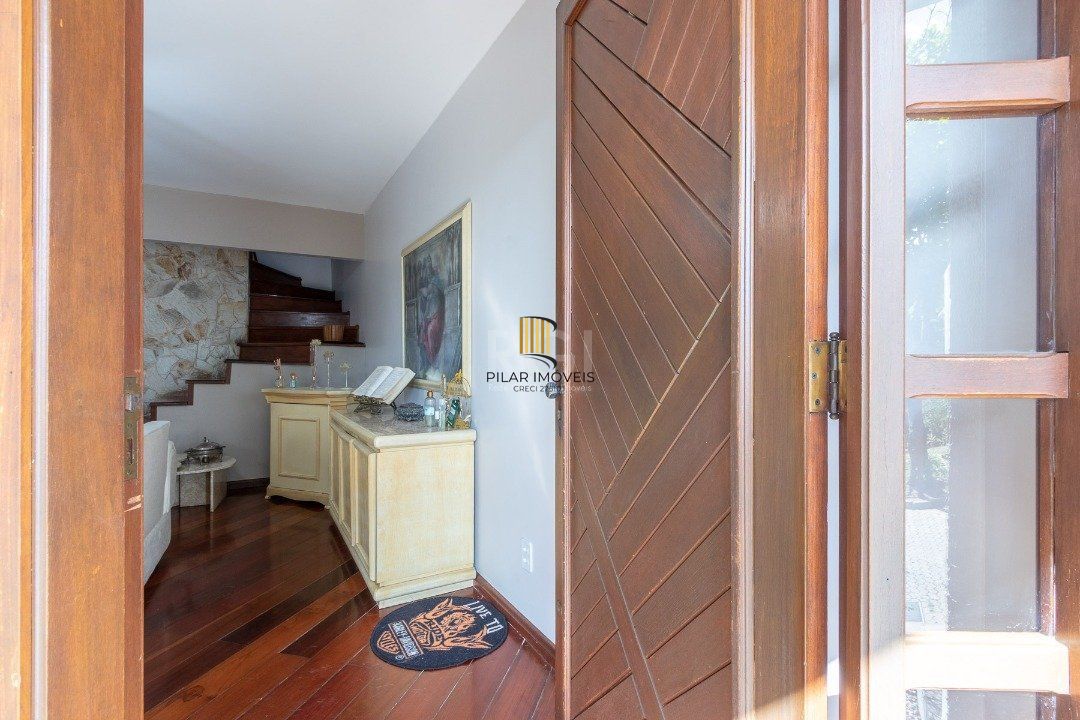 Casa Condominio para Venda - 175m², 3 dormitórios, sendo 1 suites, 4 vagas - Tristeza