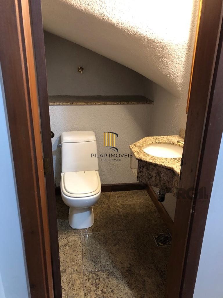 Casa de Condomínio 4 dormitórios no bairro Vila Assunção