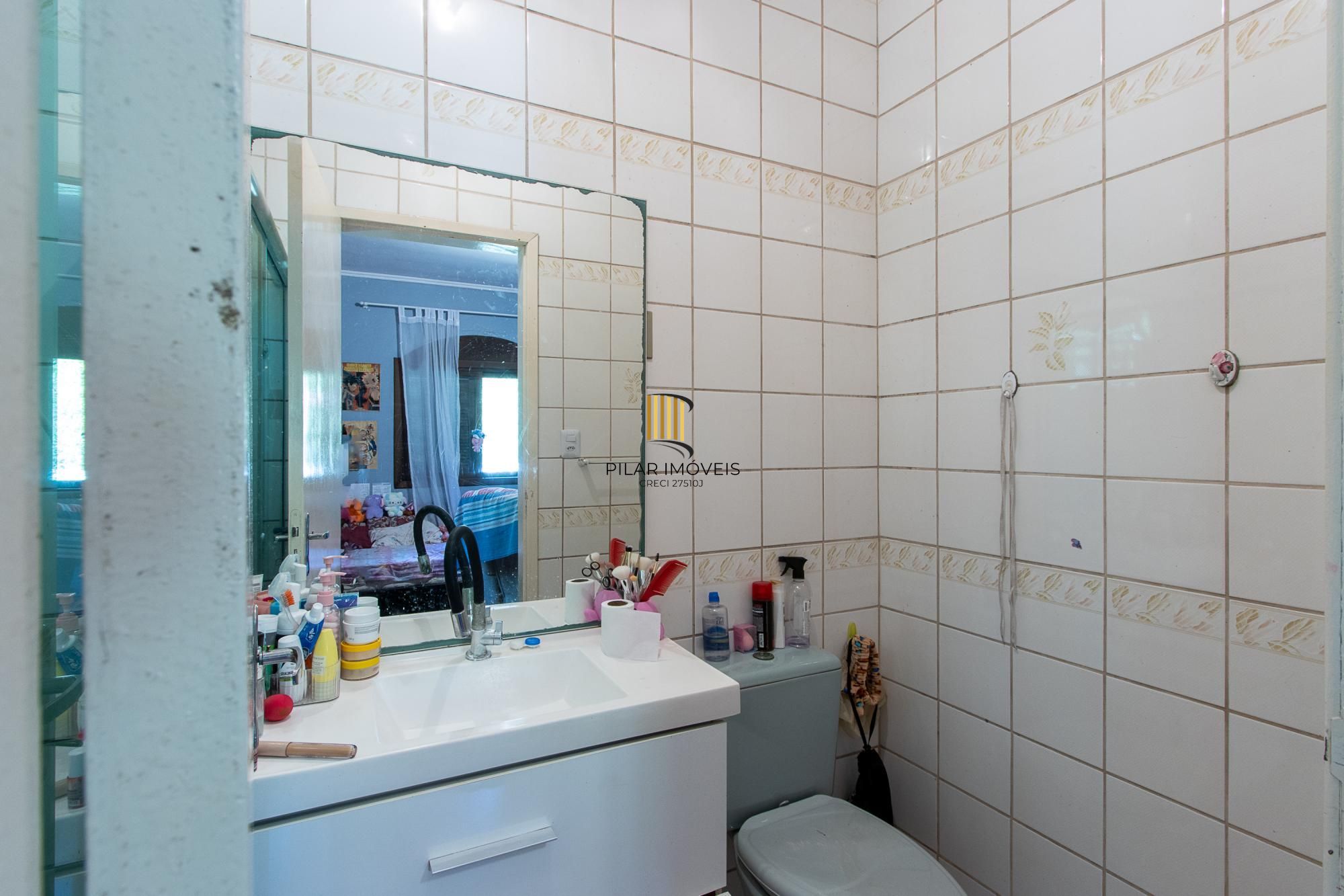 Casa 3 dormitórios no bairro Pitinga