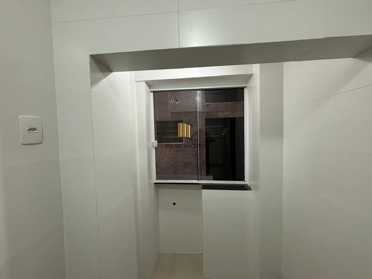 Oportunindade!!! Apartamento desocupado no coração do Centro Histórico de Porto Alegre.