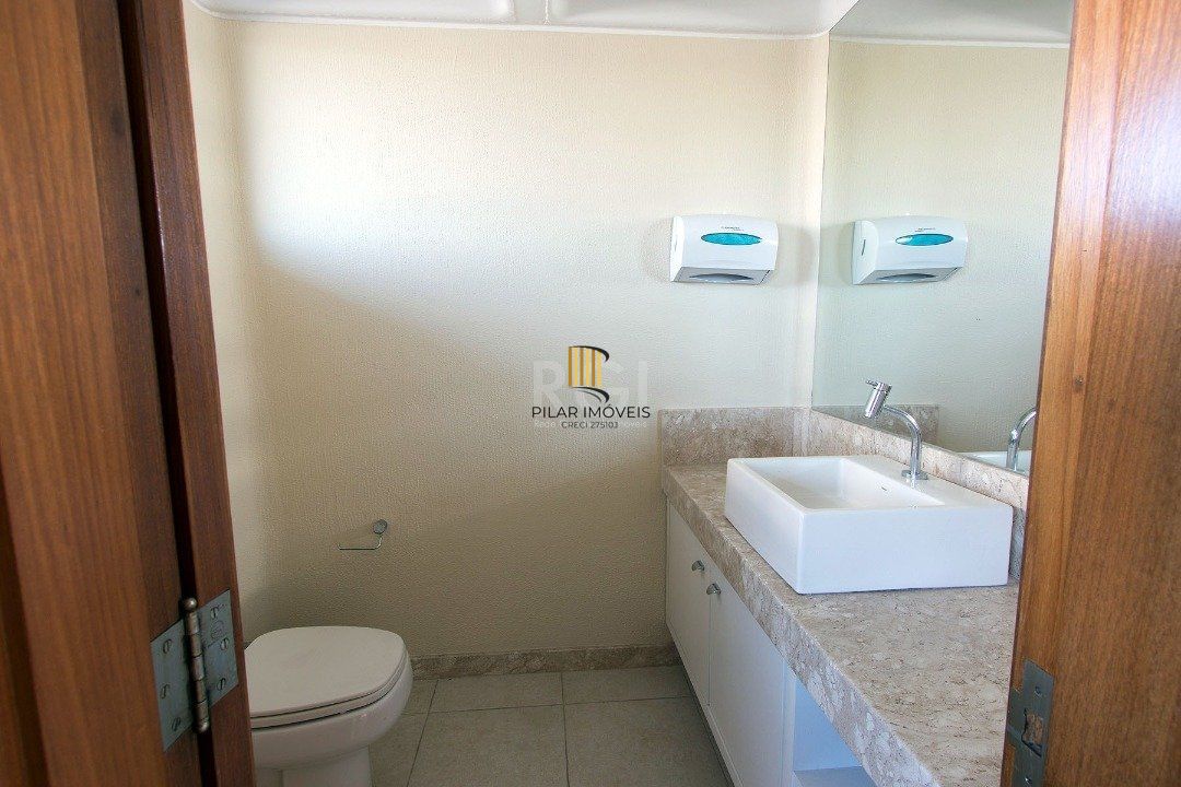 Cobertura Comercial para Venda - 225,39m², 0 dormitórios, 3 vagas - Bela Vista