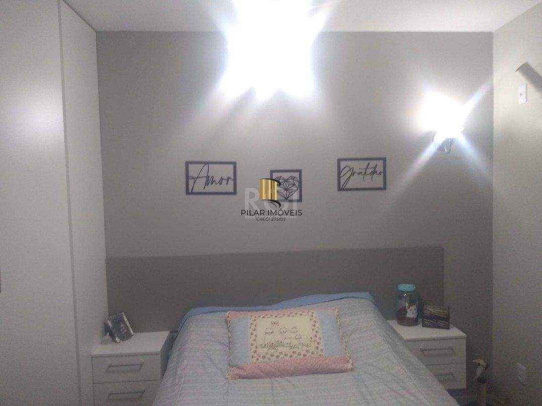 Apartamento 2 dormitórios no bairro Morro Santana