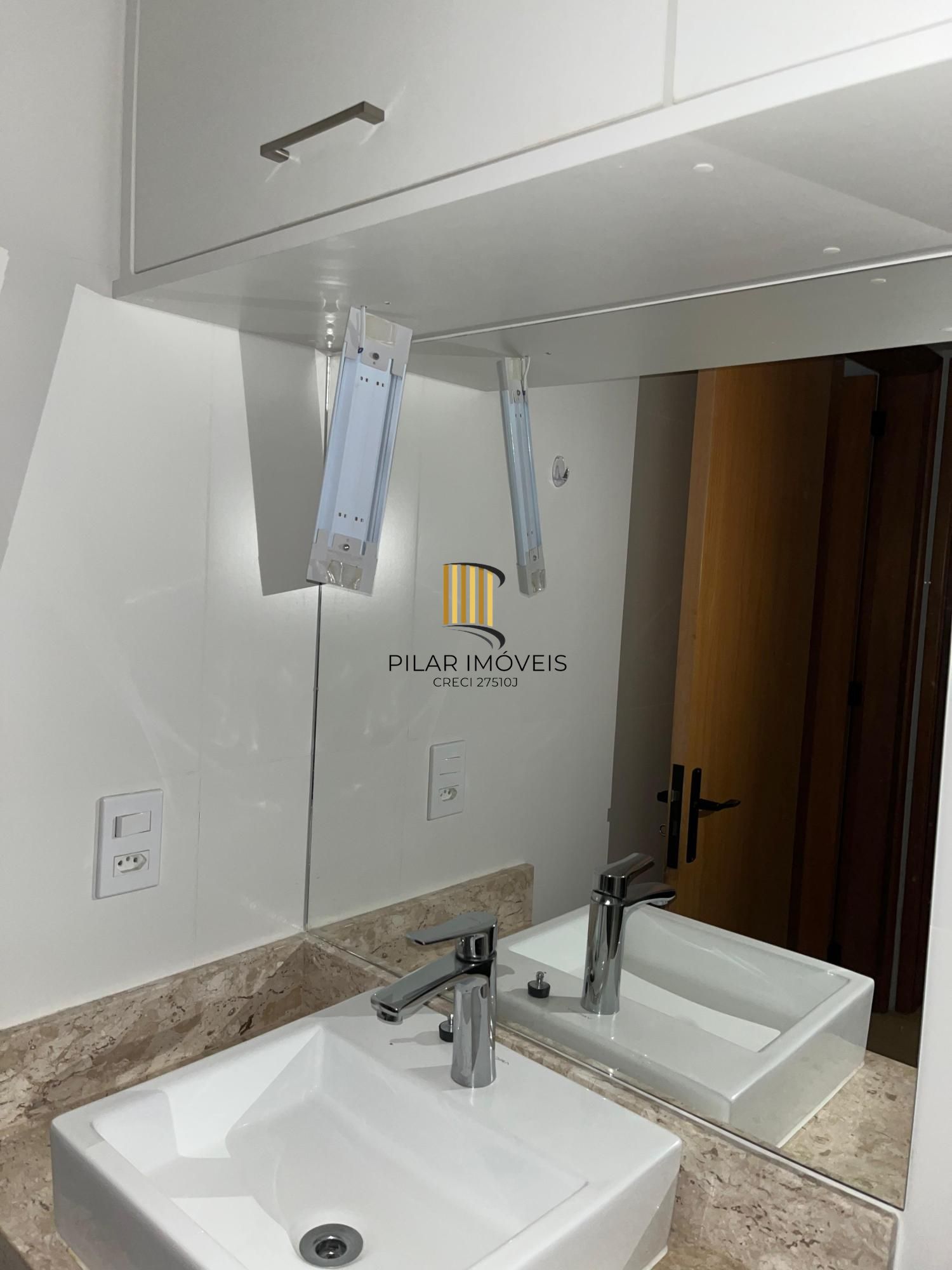 Excelente oportunidade, apartamento REFORMADO!