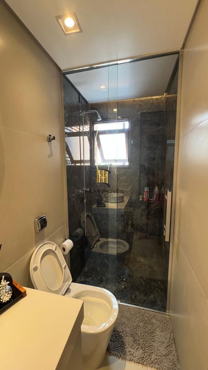 Casa em condomínio fechado para venda no bairro Jardim Isabel, com aproximadamente 204m² de área privativa,.