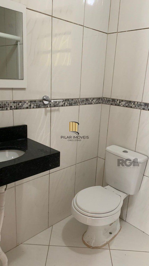 AMPLA CASA COM PRAIA PRIVATIVA NA ZONA SUL DE POA