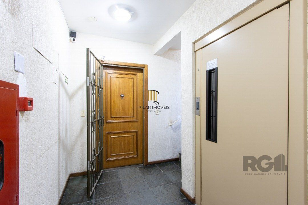 Apartamento | 3 quartos | 1 suíte | 1 vaga | 92,00m2 | Bairro Petrópolis