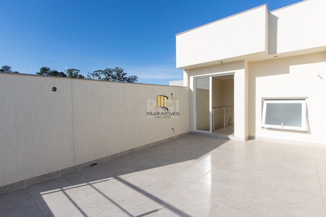 Casa 3 dormitórios no bairro Hípica