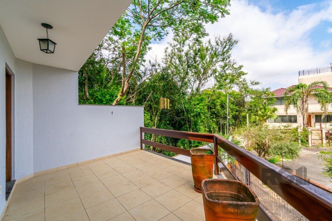 Casa 3 dormitórios no bairro Espírito Santo