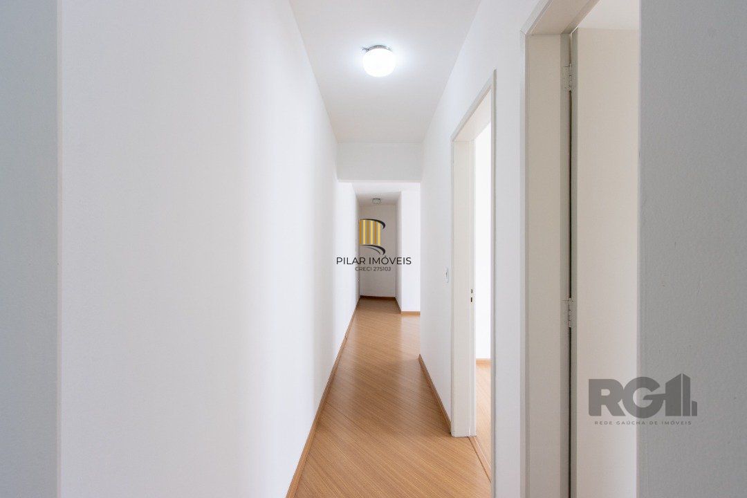 Apartamento de 2 dormitórios no Menino Deus.