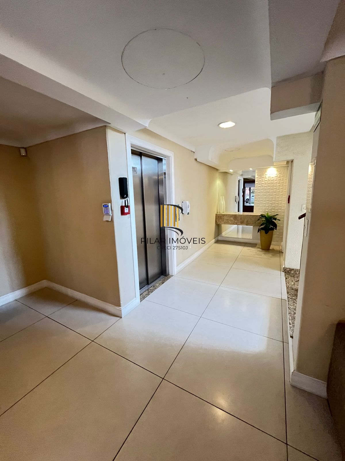 Apartamento 1 dormitório Bairro Cristal- 5 minutos Barra Shopping
