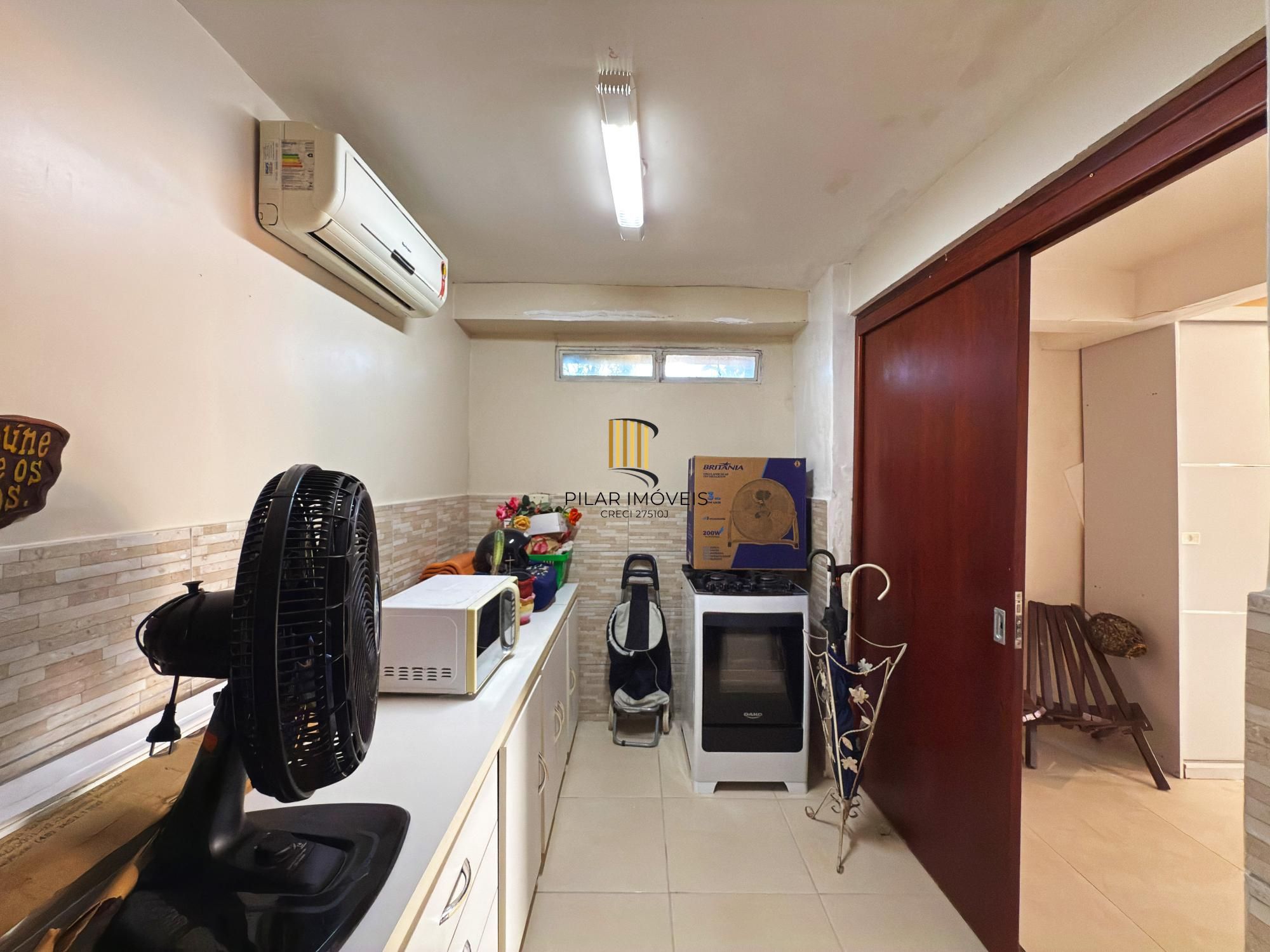 Casa em condomínio bairro Tristeza, com 185m² privativos.