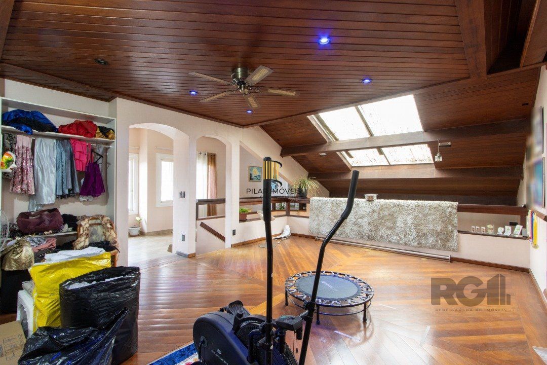 Casa para Venda - 238.68m², 4 dormitórios, sendo 1 suites, 4 vagas - Ipanema