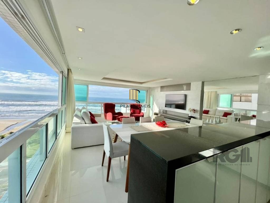 Apartamento 4 dormitórios no bairro Navegantes