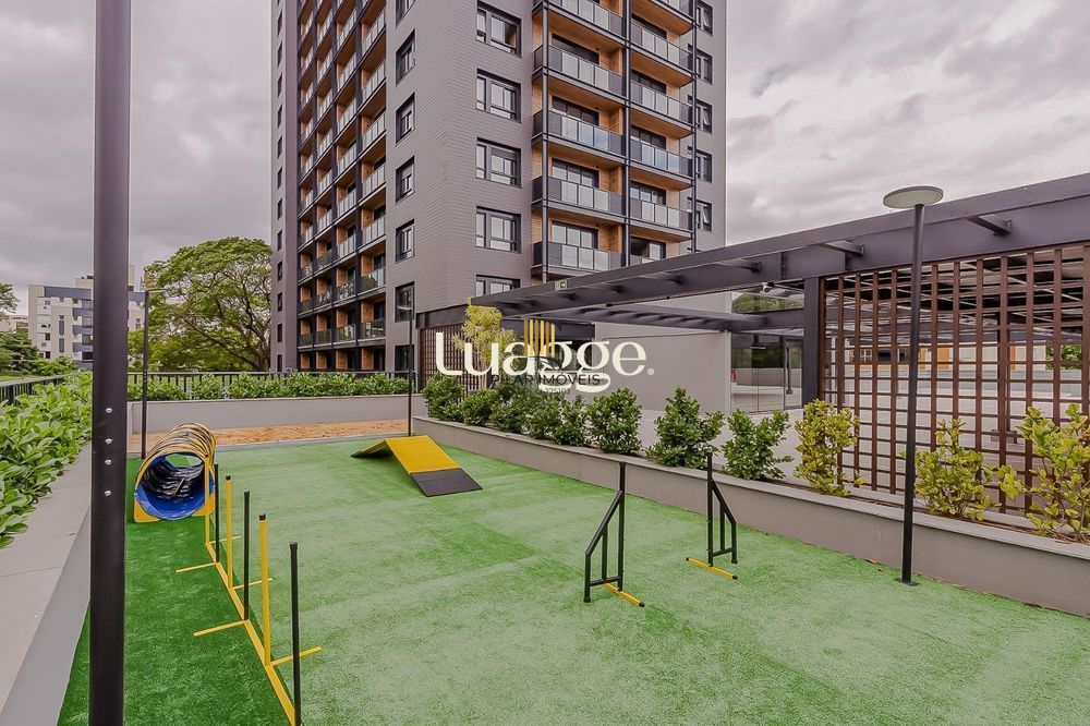 Studio de 36,76m2, totalmente mobiliado, com 1 vaga de garagem no bairro Boa Vista!!