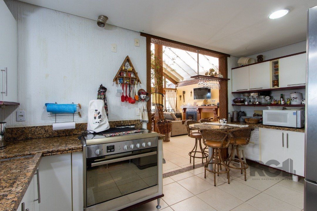 Casa de Condomínio 3 dormitórios no bairro Belém Novo