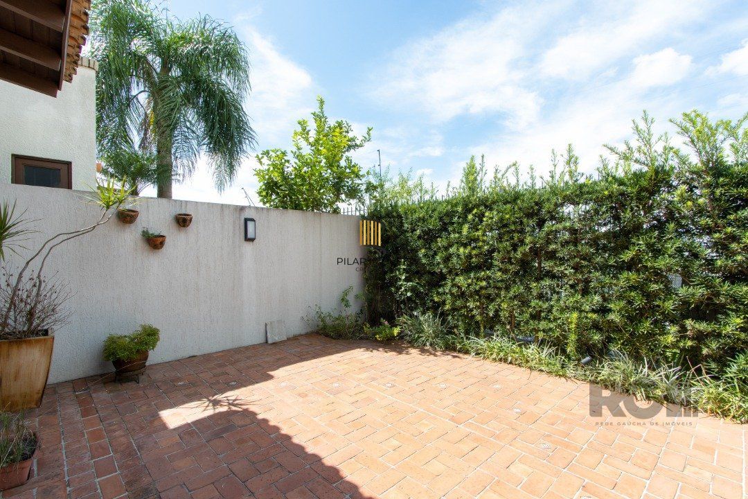 Casa condomínio | 3 Quartos | 1 Suíte | 2 Vagas | 249,20m2 Privativos | Bairro Assunção