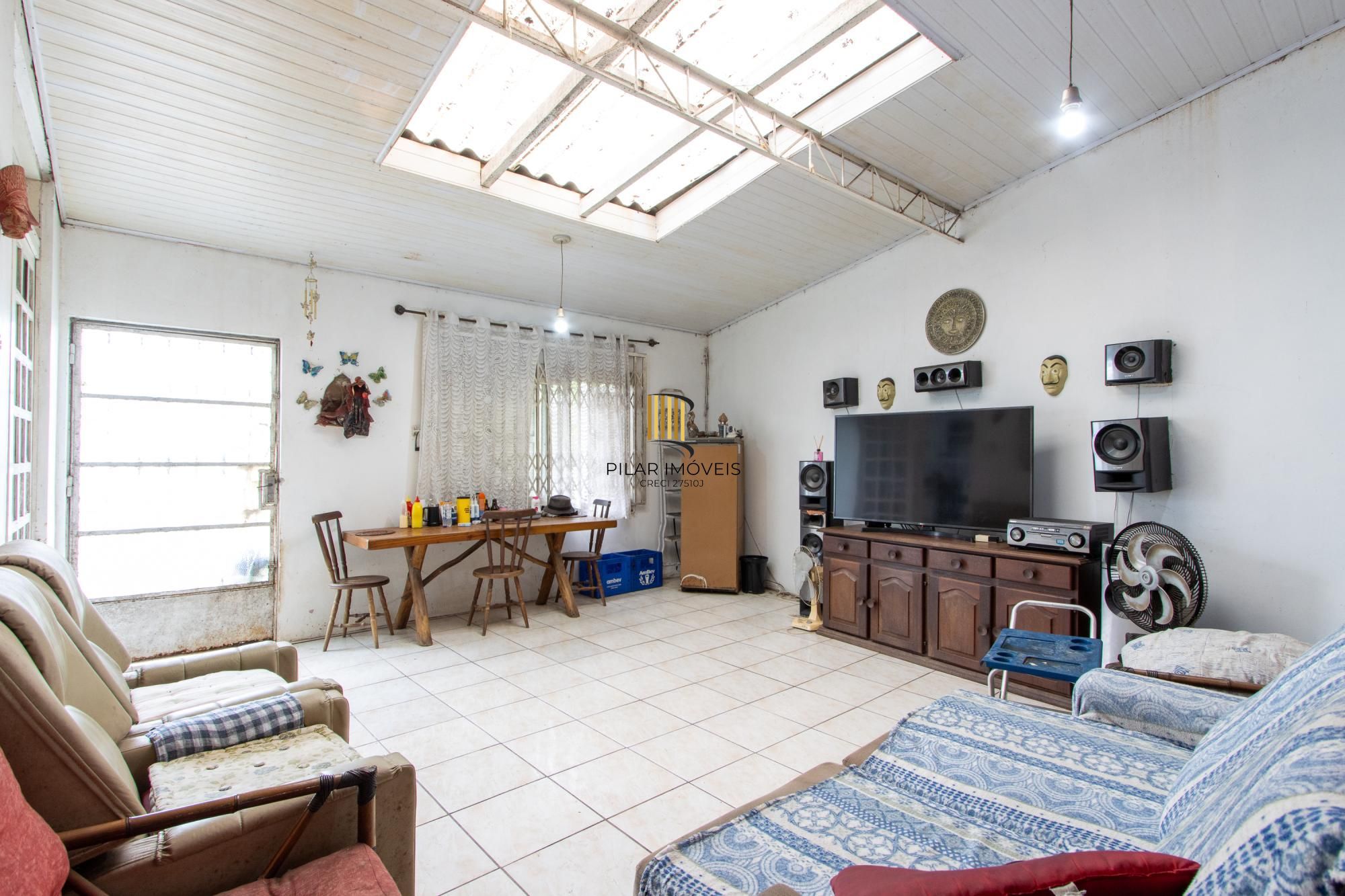 Casa para Venda - 385m², 4 dormitórios, sendo 3 suites, 2 vagas - Belém Velho