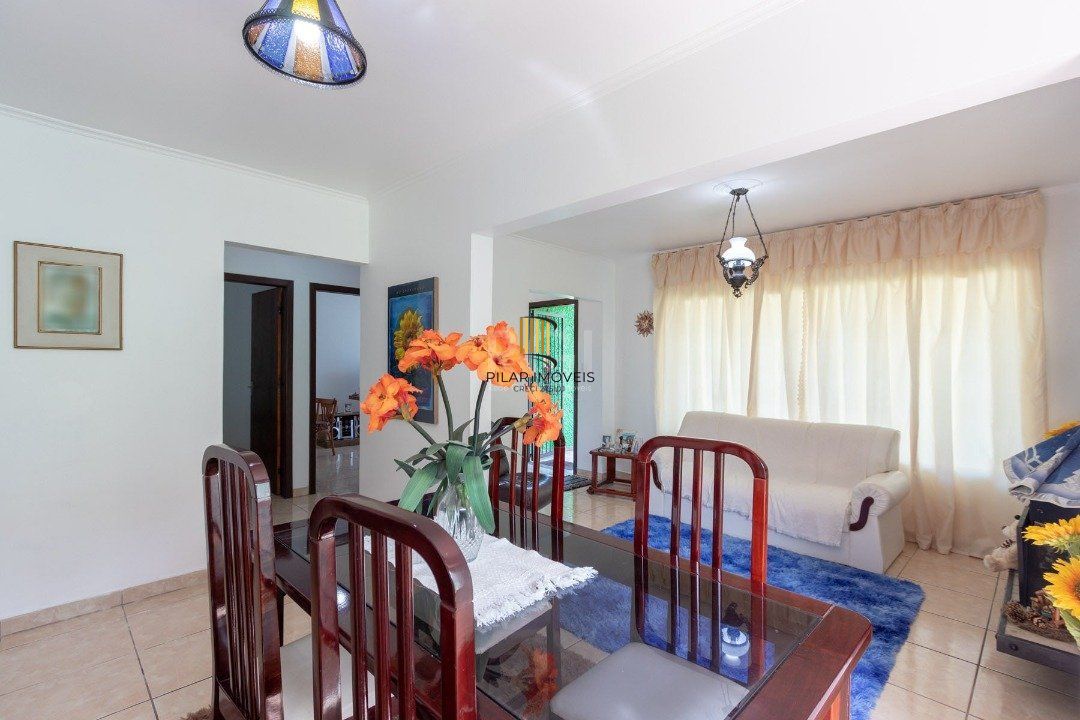 Casa para Venda - 182m², 4 dormitórios, sendo 1 suites, 4 vagas - Jardim Isabel