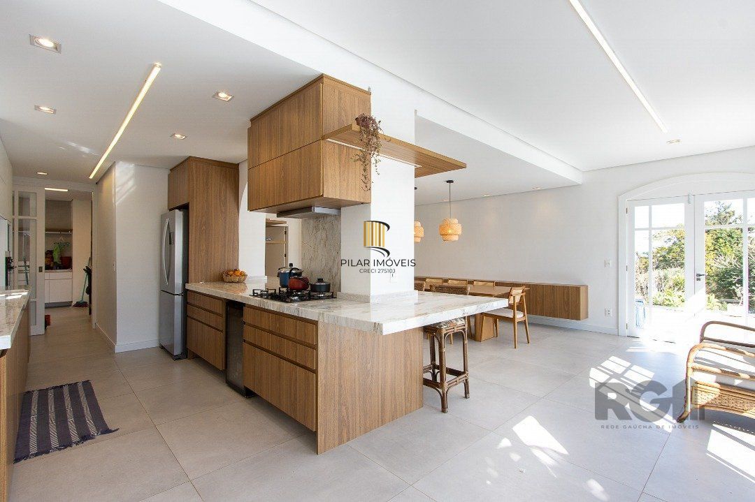 Casa 4 dormitórios no bairro Vila Conceição