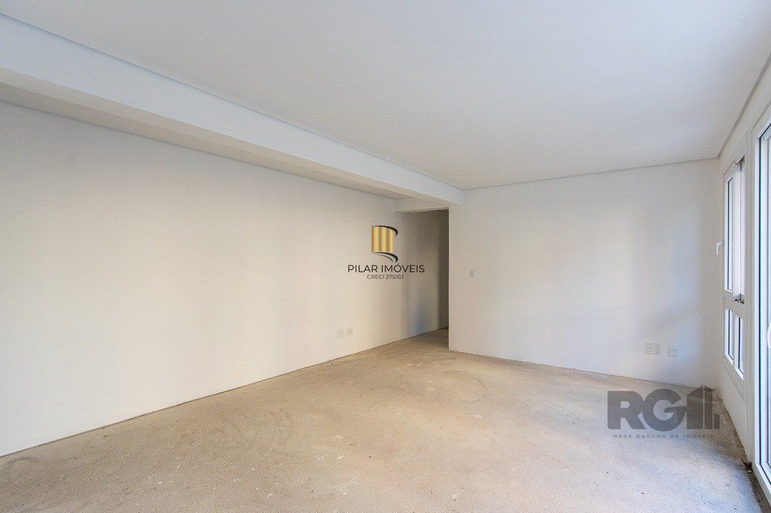 Cobertura para Venda - 214.34m², 3 dormitórios, sendo 3 suites, 2 vagas - Tristeza