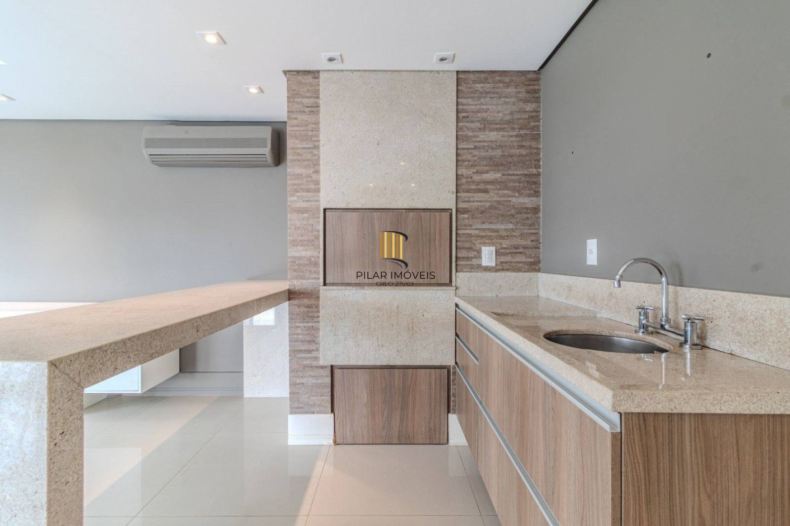 Alto Padrão no TERRAZAS: 4 Suítes, 312m² e Vista Incrível para a Natureza