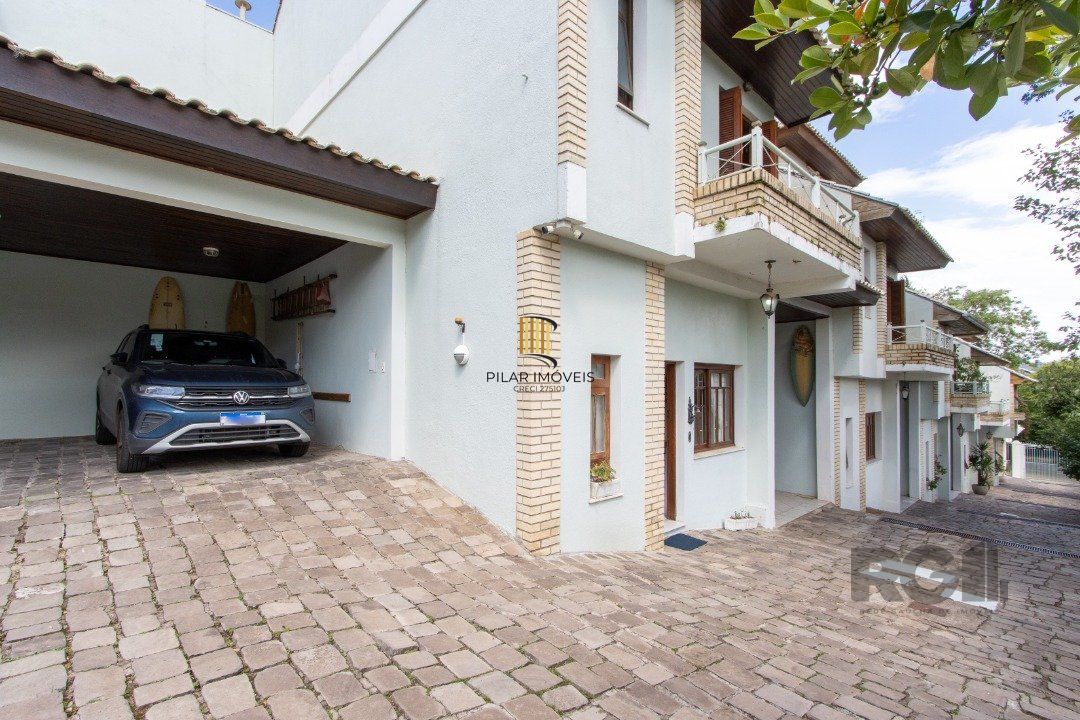Casa de Condomínio 3 dormitórios no bairro Jardim Isabel