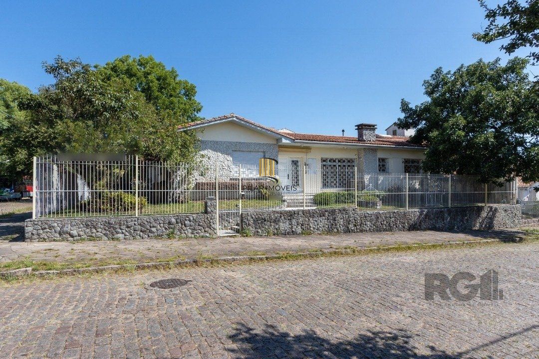 Casa Comercial no bairro Tristeza
