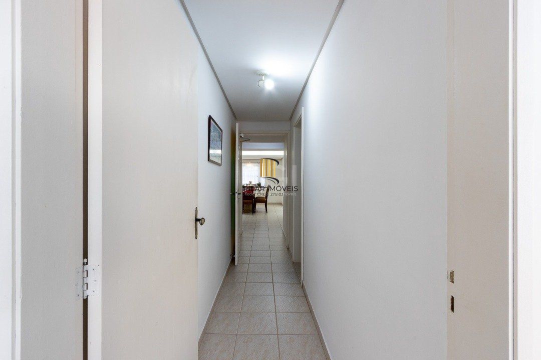 Casa Condominio para Venda - 300m², 4 dormitórios, sendo 2 suites, 2 vagas - Ipanema