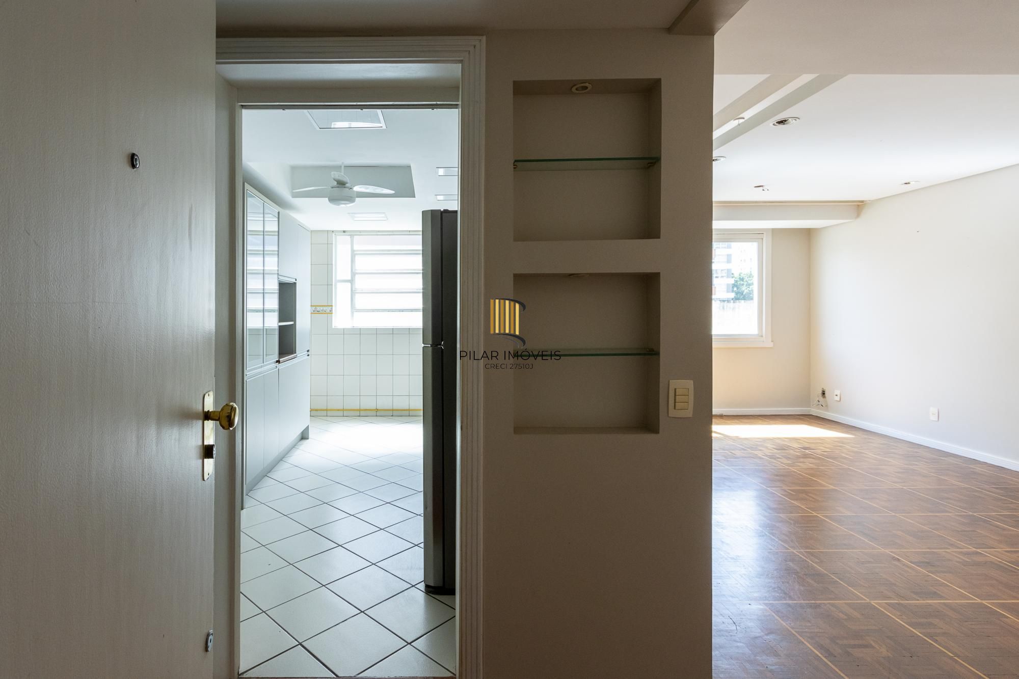 Apartamento amplo e bem localizado no Menino Deus!! - Pilar Imóveis