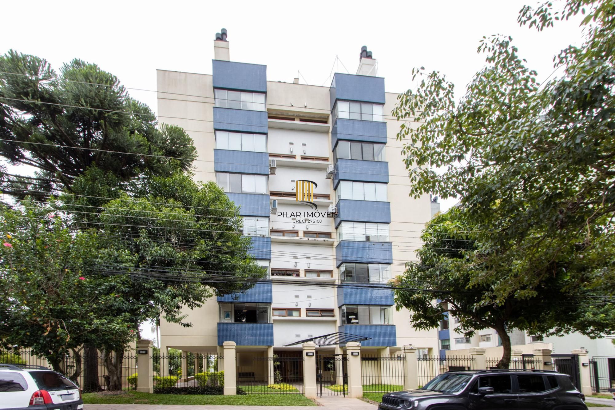 Cobertura com 2 dormitórios na Tristeza. Possibilidade de 3 dormitórios!