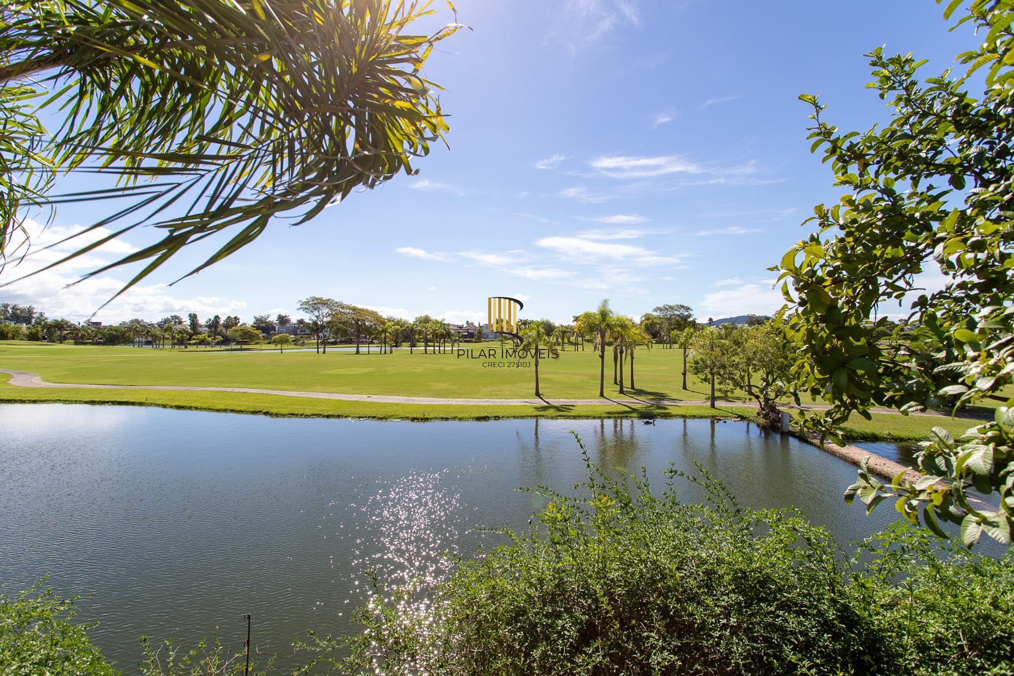 Casa de Condomínio 4 dormitórios no bairro Terraville