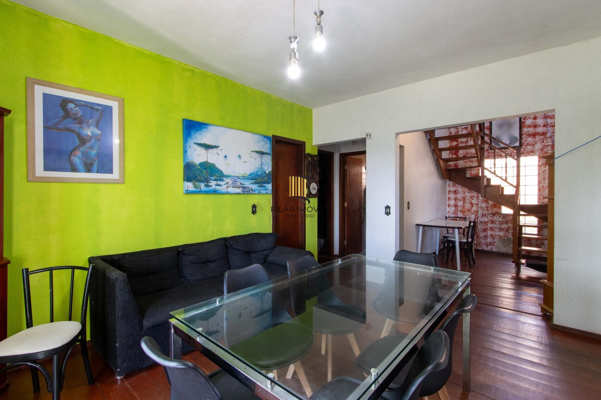 Casa 3 dormitórios no bairro Espírito Santo