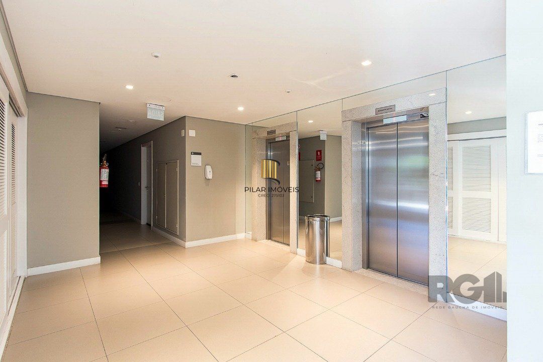Apartamento 2 dormitórios no bairro Glória