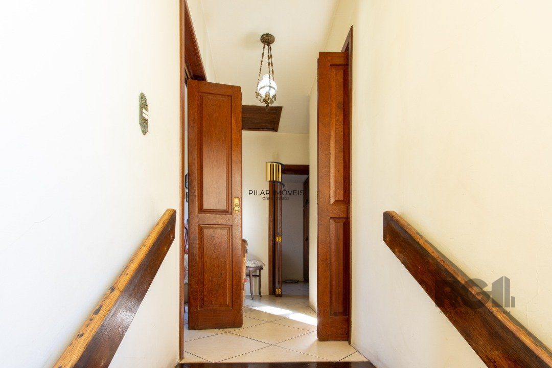 Casa de Condomínio 4 dormitórios no bairro Hípica