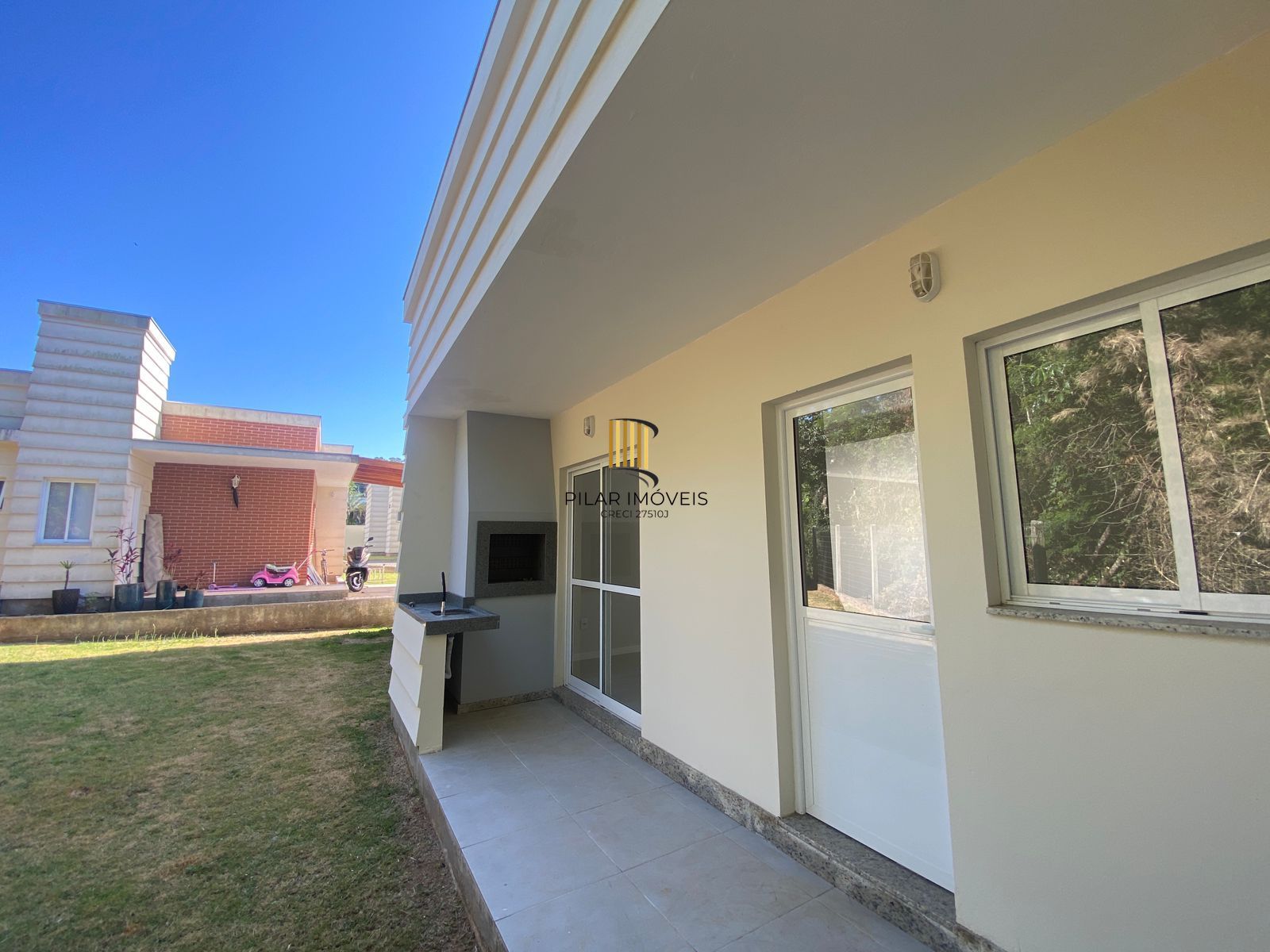 Casa para Venda - 123.49m², 3 dormitórios, sendo 1 suites, 1 vaga - Lagos De Nova Ipanema