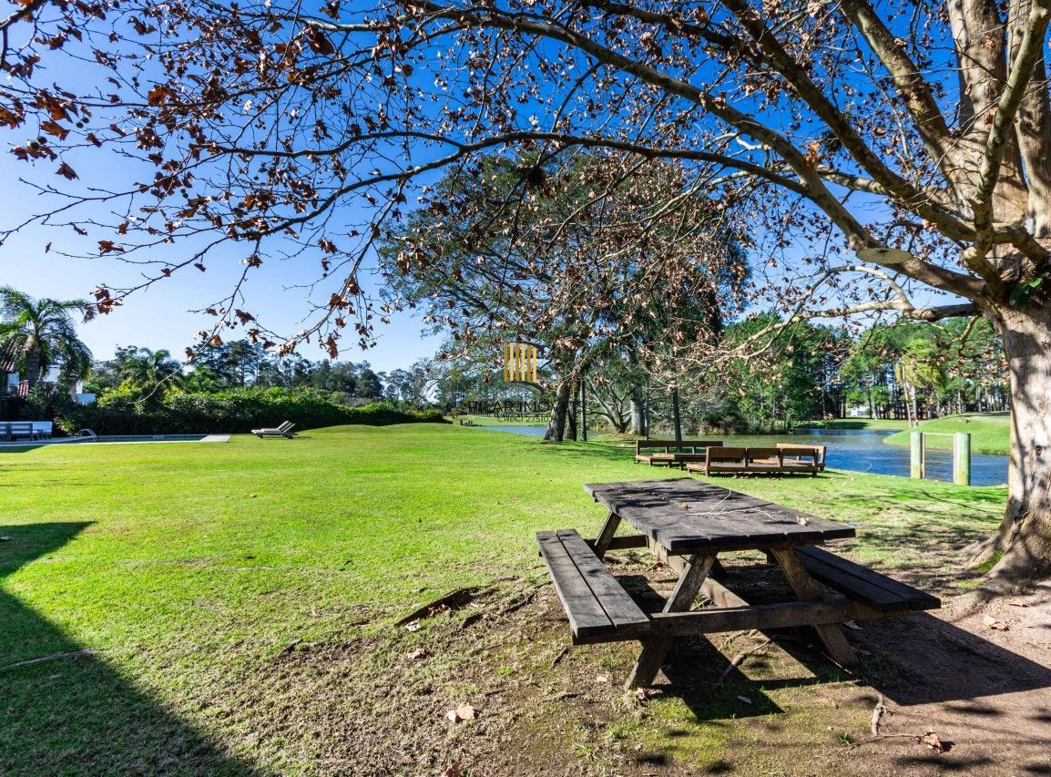 Casa de Condomínio 3 dormitórios no bairro Terraville