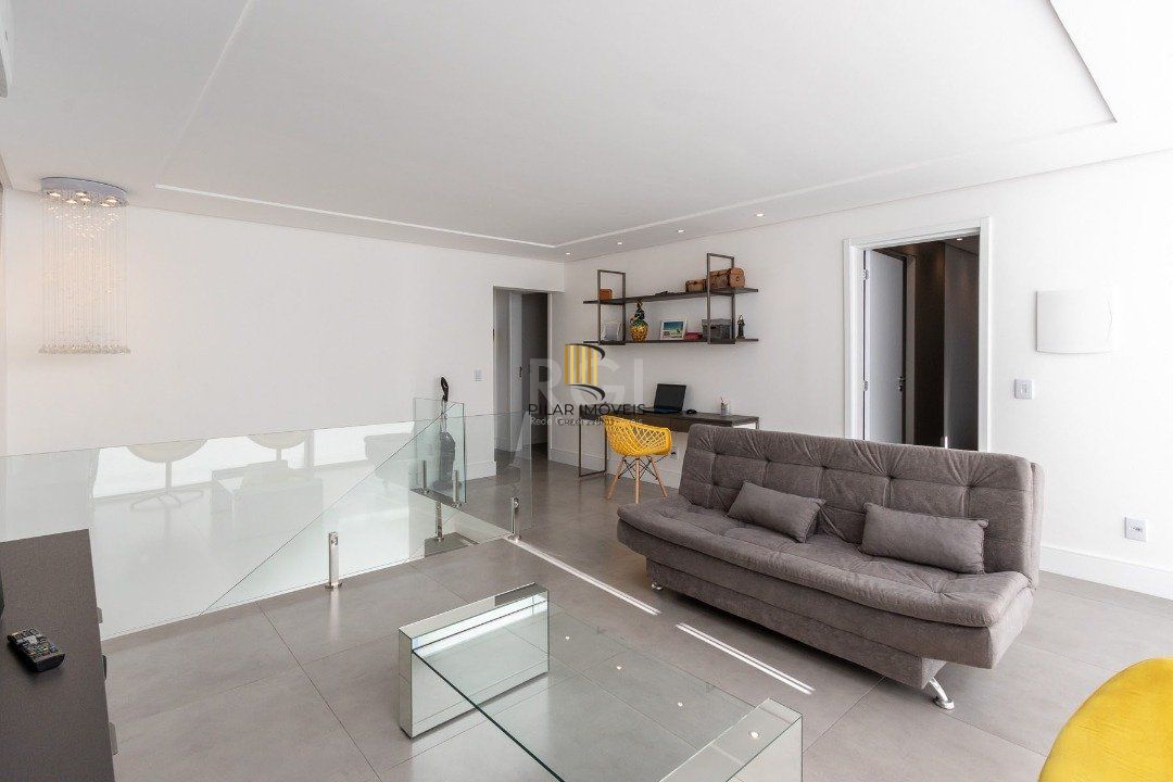 Casa Condominio para Venda - 280m², 3 dormitórios, sendo 3 suites, 4 vagas - Lagos De Nova Ipanema