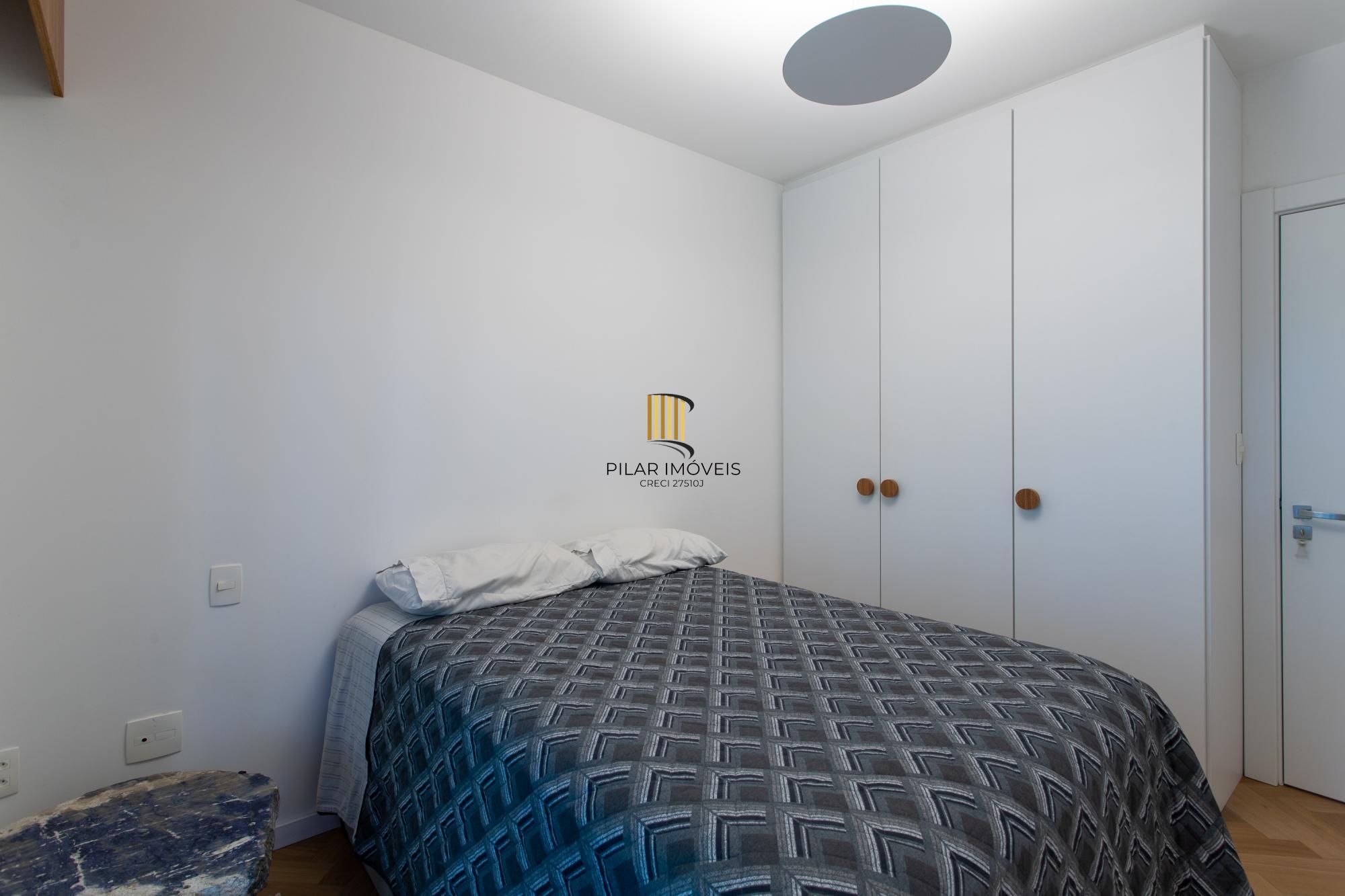Apartamento 3 dormitórios no bairro Pedra Redonda