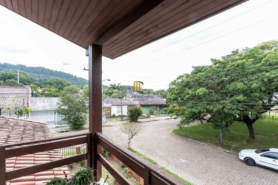 Casa para Venda - 200m², 3 dormitórios, sendo 1 suites, 1 vaga - Aberta dos Morros