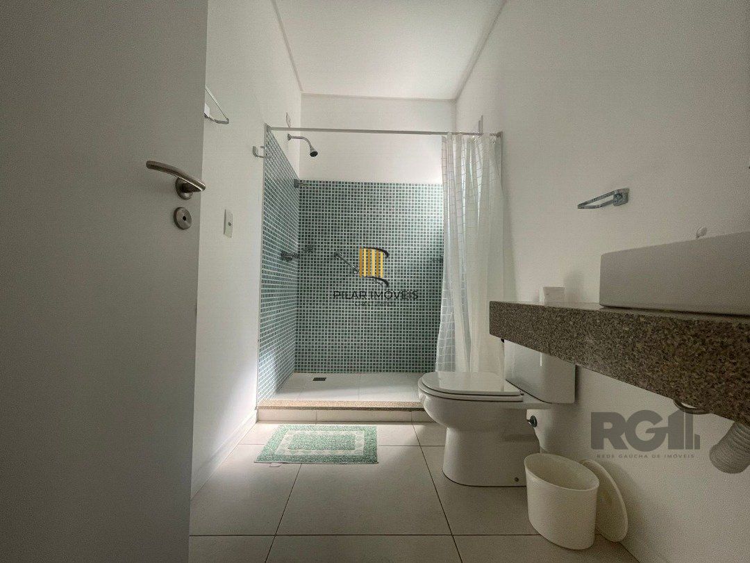 Casa de Condomínio 3 dormitórios no bairro Atlântida Sul