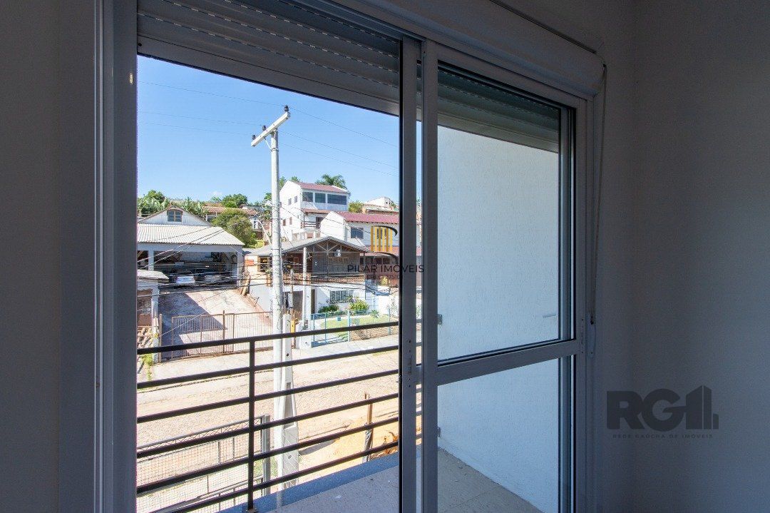 Sobrado 3 Dprmitórios Bairro Espírito Santo.